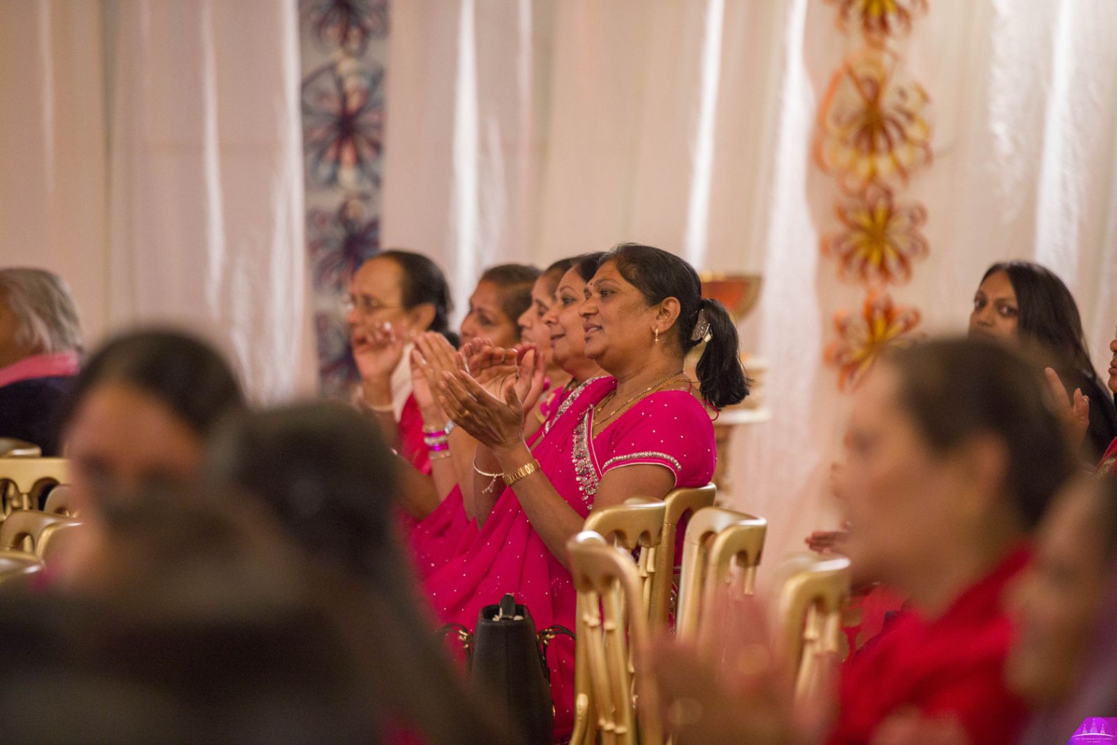 ©1987-2017 SKS Swaminarayan Temple East London